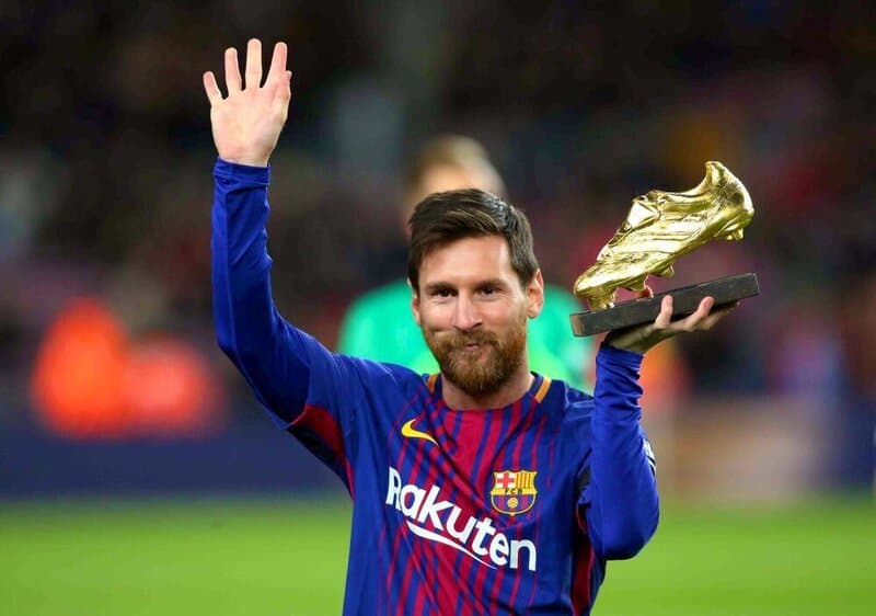 Messi có mấy giày vàng?